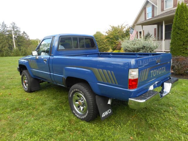 1987 Toyota Pickup - photo 3
