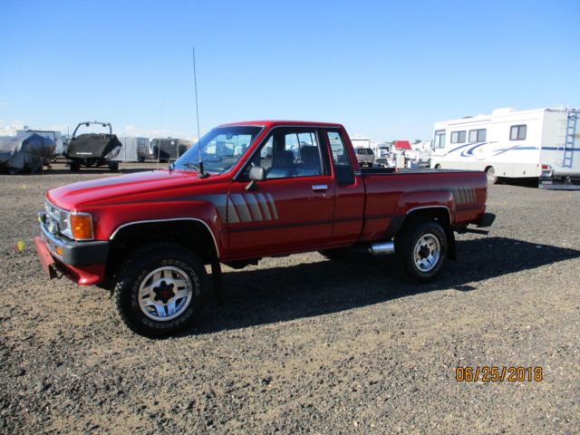 1987 Toyota Pickup SR5 - photo 2