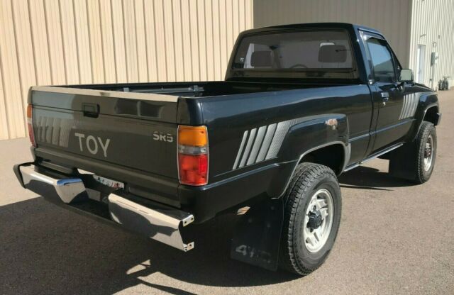 1987 Toyota Tacoma SR5 - photo 6