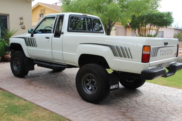 1987 Toyota Pickup SR5 - photo 3