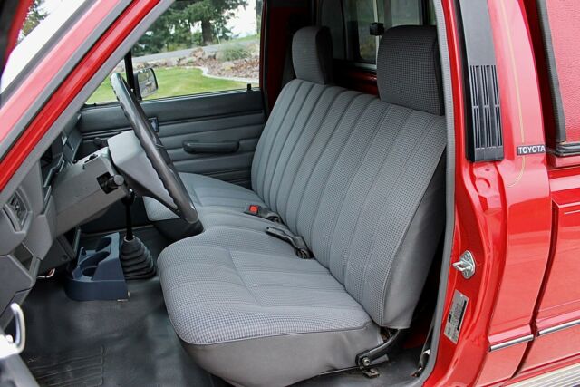 1987 Toyota Pickup - photo 6