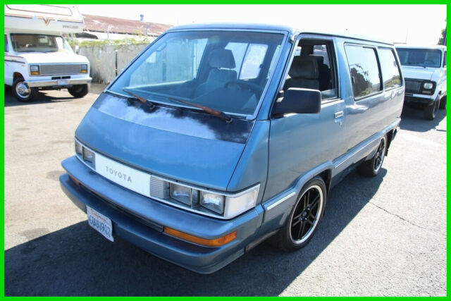 1987 Toyota Van LE Automatic 4 Cylinder NO RESERVE 1987 Toyota Van LE