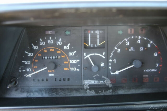 1987 Toyota Van LE - photo 12