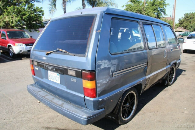 1987 Toyota Van LE - photo 5