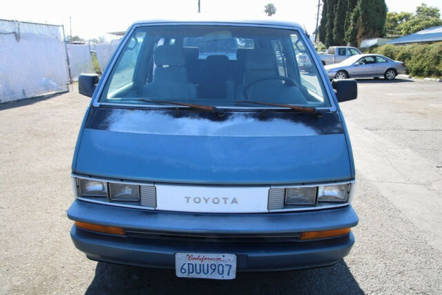 1987 Toyota Van LE - photo 8