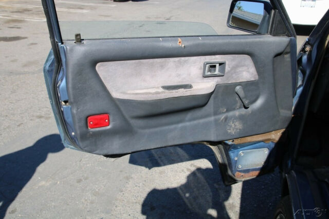 1987 Toyota Van LE - photo 9