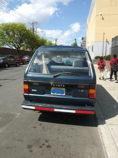 1987 Toyota Van Wagon LE - photo 3