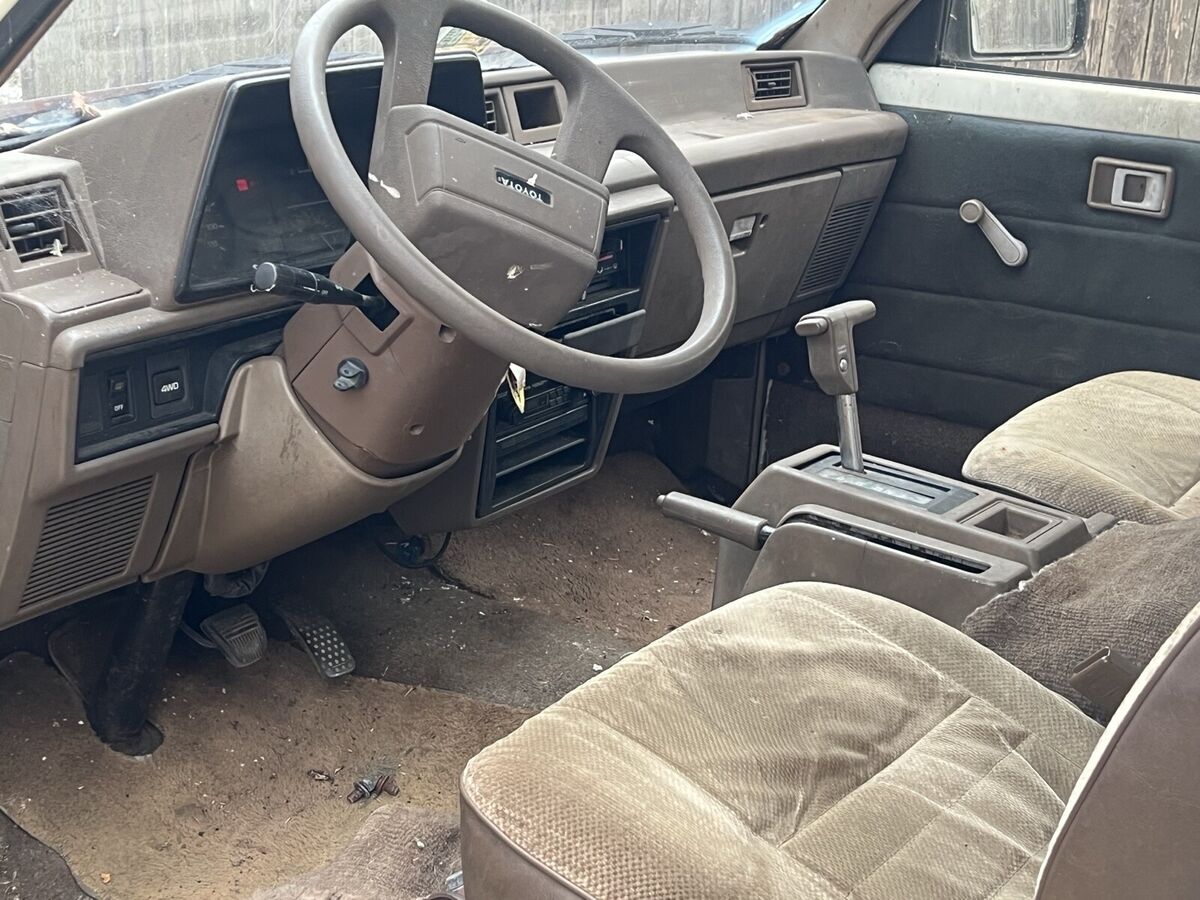 1987 Toyota Van Wagon CARGO - photo 7