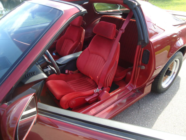 1987 Pontiac Trans Am red - photo 3