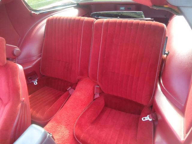 1987 Pontiac Trans Am red - photo 8
