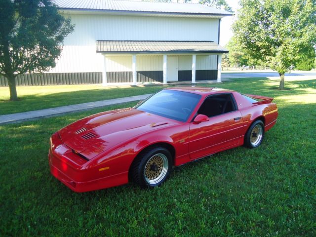 1987 Pontiac Trans Am GTA - photo 3