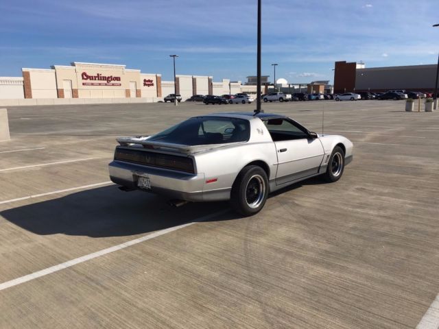1987 Pontiac Trans Am - photo 2