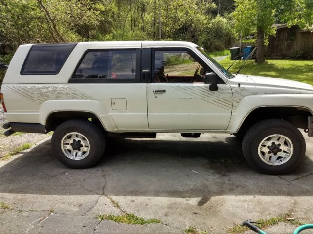 1987 Turbo Toyota 4Runner SR5 !!! RON BURGUNDY INTERIOR !!! 1987 Toyota 4Runner SR5