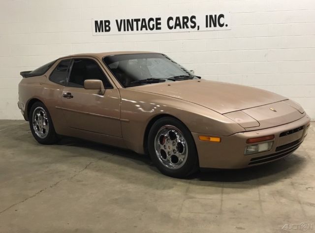 1987 Porsche 944 Turbo - photo 11