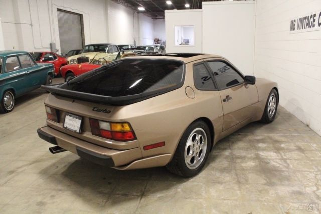 1987 Porsche 944 Turbo - photo 2