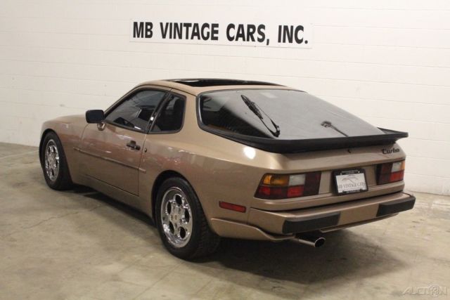 1987 Porsche 944 Turbo - photo 3