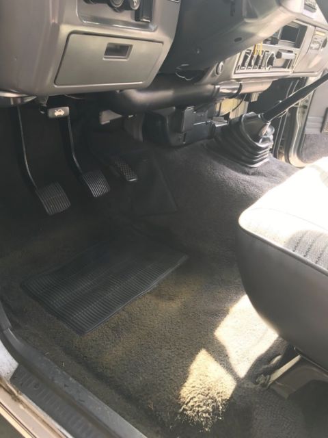 1987 Toyota Land Cruiser FJ60 - photo 7