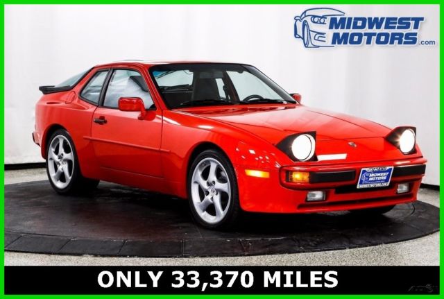 1987 Used 2.5L I4 8V Manual RWD Hatchback Premium 1987 Porsche 944