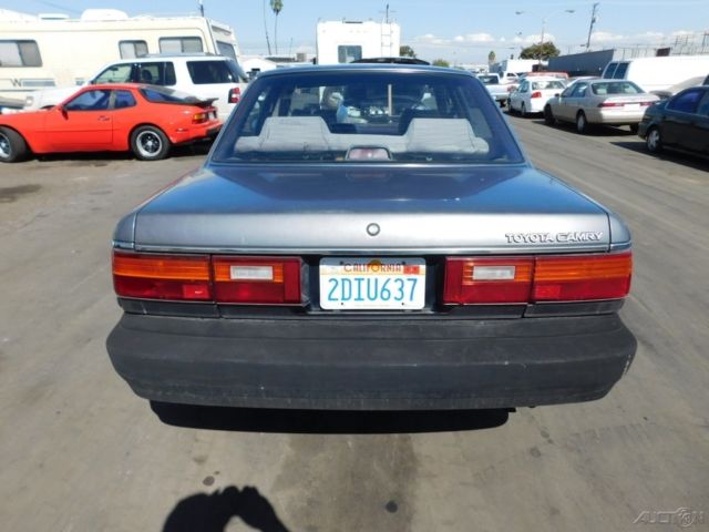 1987 Toyota Camry - photo 4