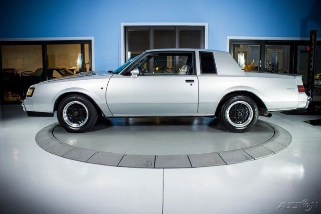 1987 Buick Regal Base Coupe 2-Door - photo 2