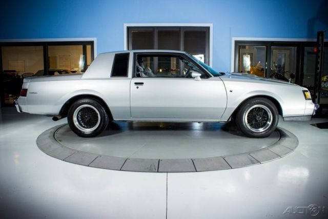 1987 Buick Regal Base Coupe 2-Door - photo 6