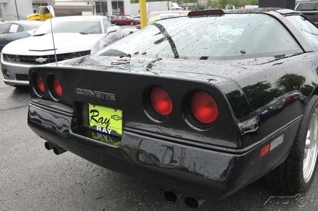 1987 Chevrolet Corvette Base Hatchback 2-Door - photo 5
