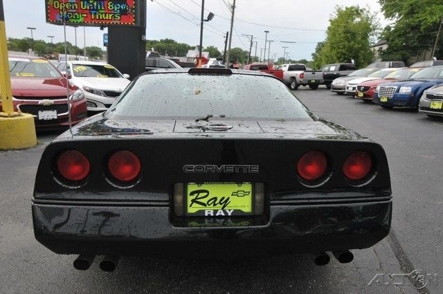 1987 Chevrolet Corvette Base Hatchback 2-Door - photo 6