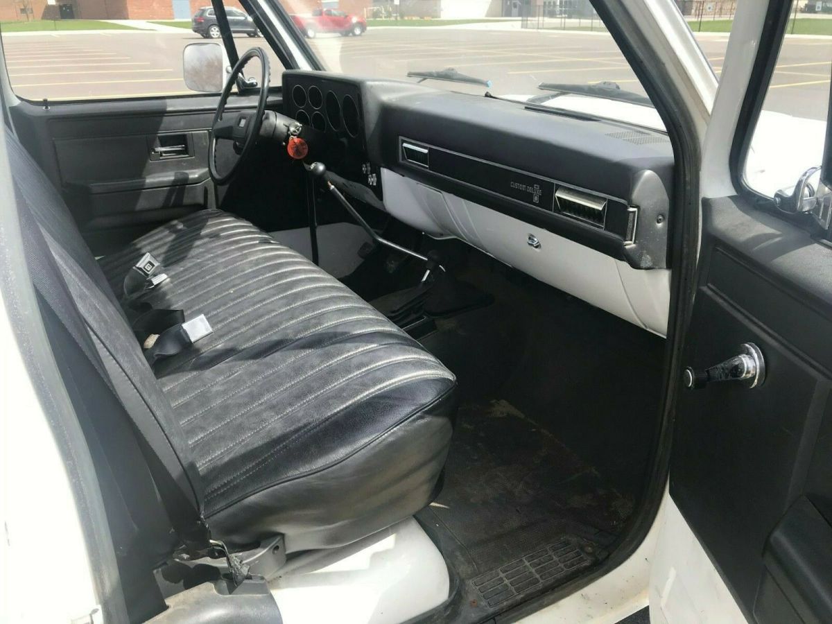 1987 Chevrolet C/K Pickup 2500 - photo 11