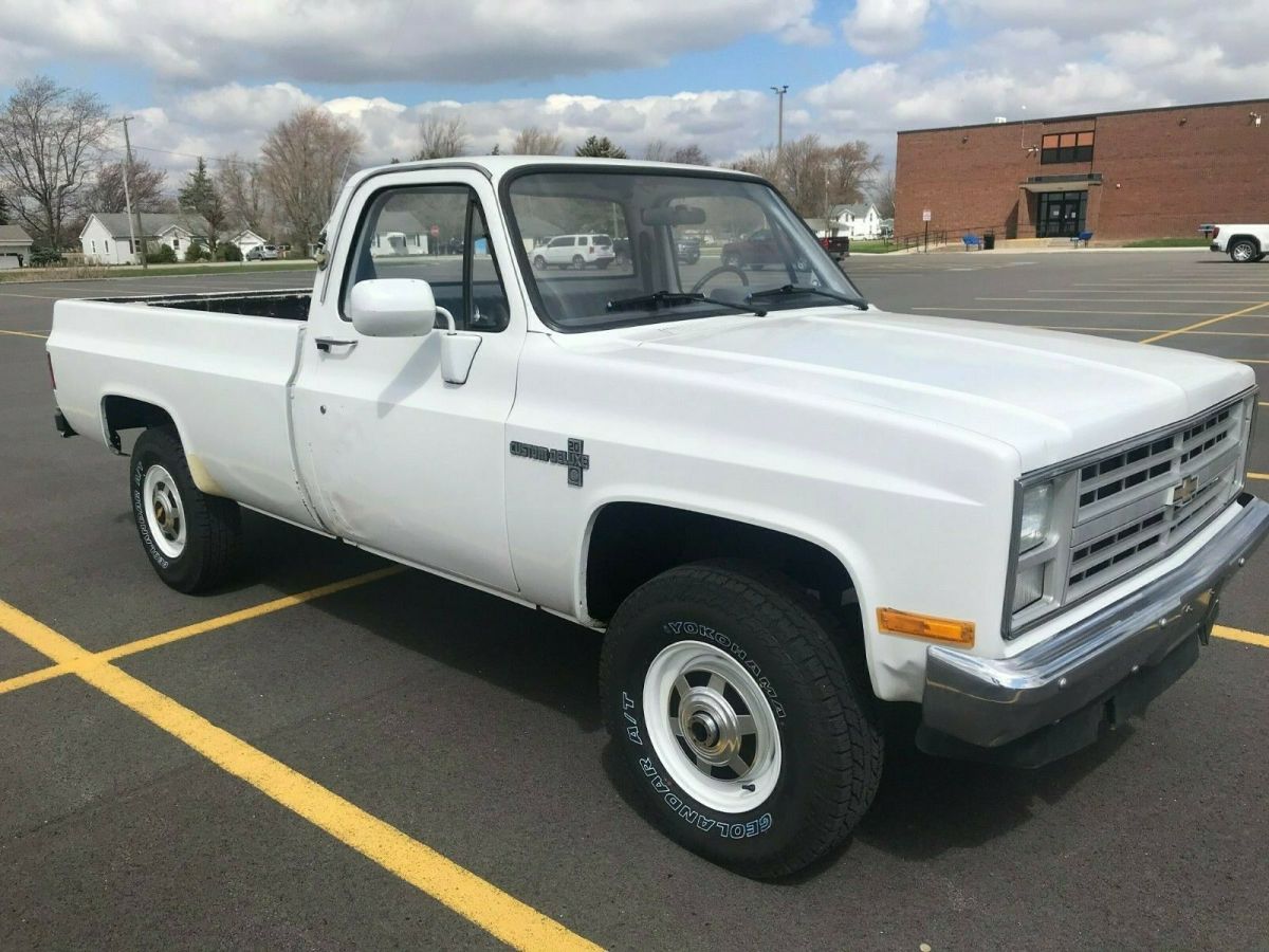 1987 Chevrolet C/K Pickup 2500 - photo 3