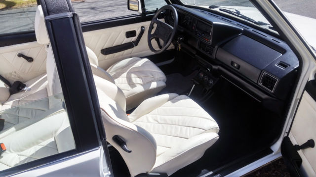 1987 Volkswagen Cabrio - photo 13