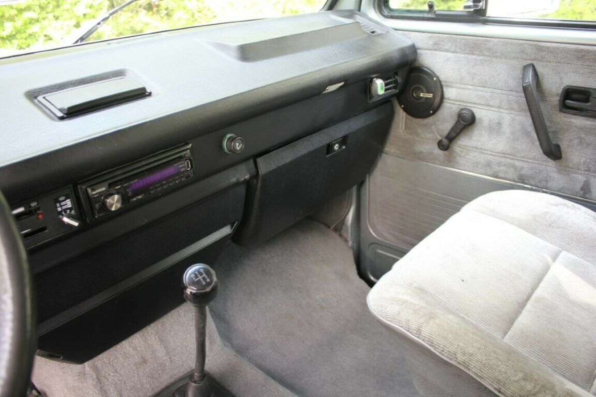 1987 Volkswagen Bus/Vanagon - photo 11