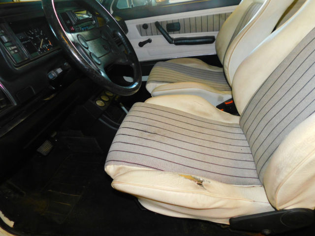 1987 Volkswagen Cabriolet Karman - photo 5