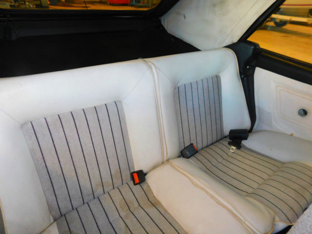 1987 Volkswagen Cabriolet Karman - photo 7