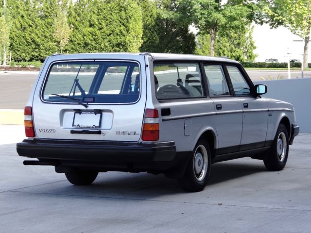 1987 Volvo 240 DL - photo 4