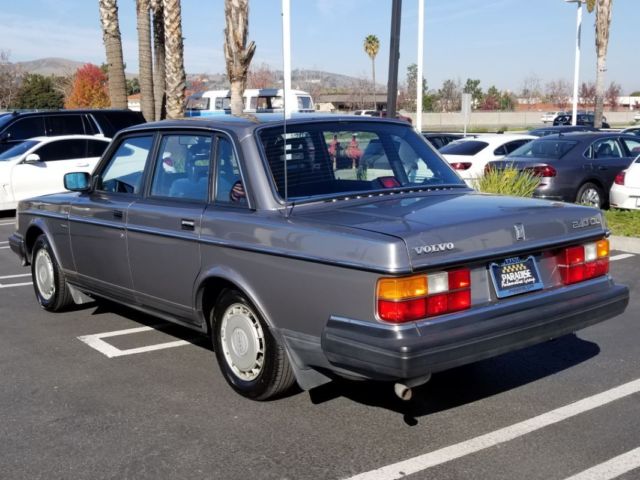1987 Volvo 240 DL - photo 3