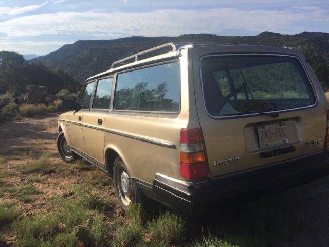 1987 Volvo 240 245 Station Wagon - photo 4