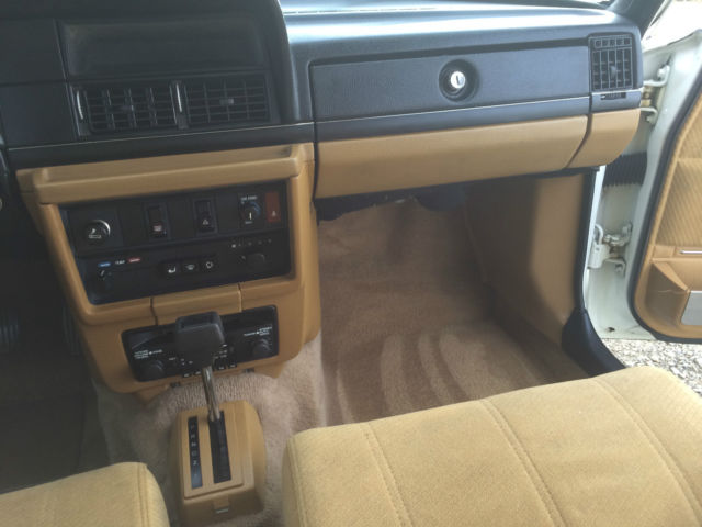 1987 Volvo 240 4 door DL - photo 13