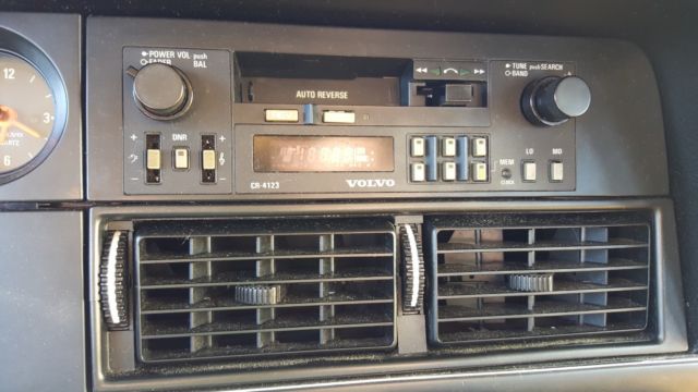 1987 Volvo 240 DL - photo 12