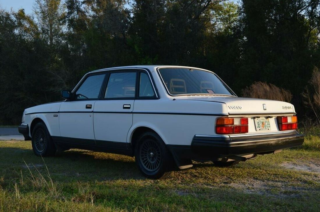 1987 Volvo 240 DL - photo 3