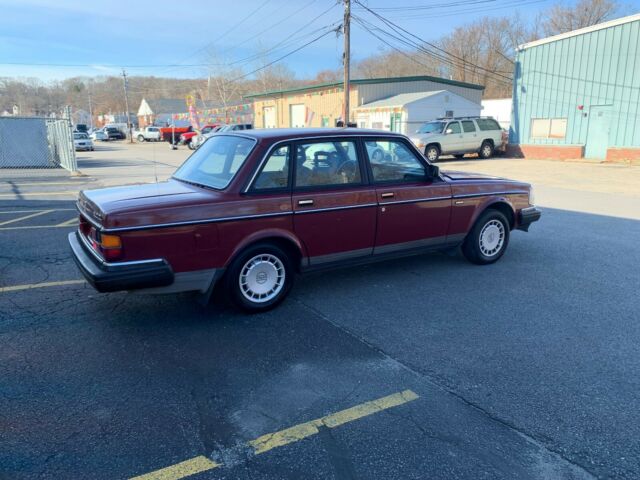 1987 Volvo 240 - photo 5