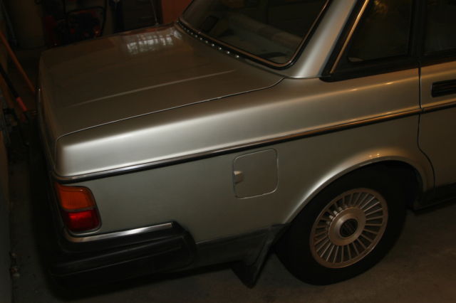 1987 Volvo 240 240 GL 4-DOOR SEDAN - photo 8