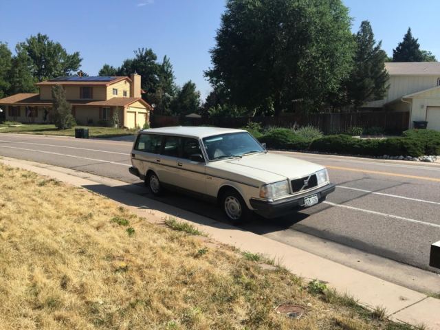 1987 Volvo 240 DL WAGON