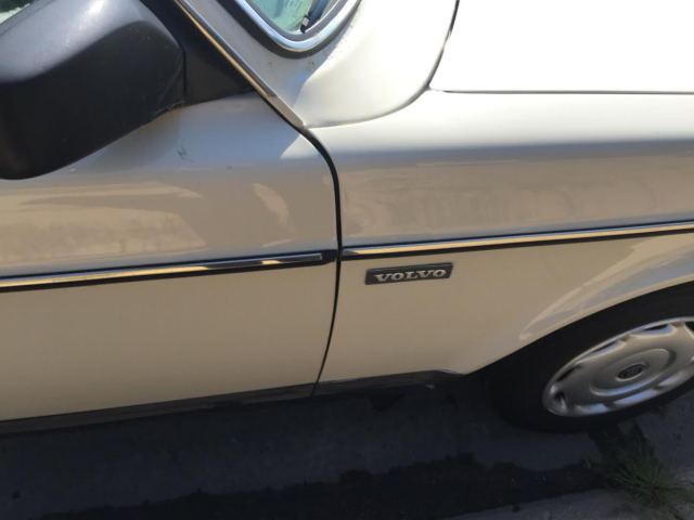 1987 Volvo 240 DL WAGON - photo 3