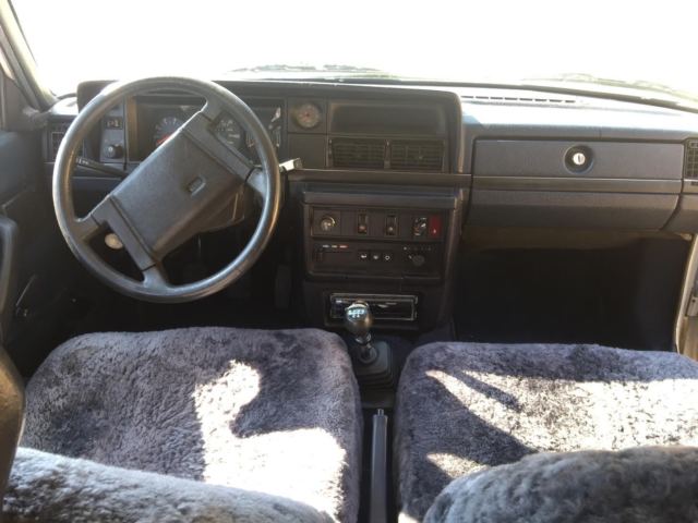 1987 Volvo 240 DL WAGON - photo 8