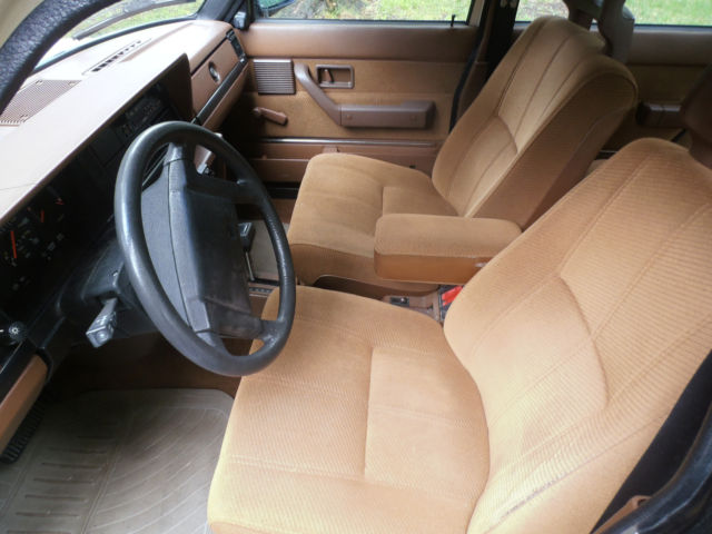 1987 Volvo 240 DL - photo 5