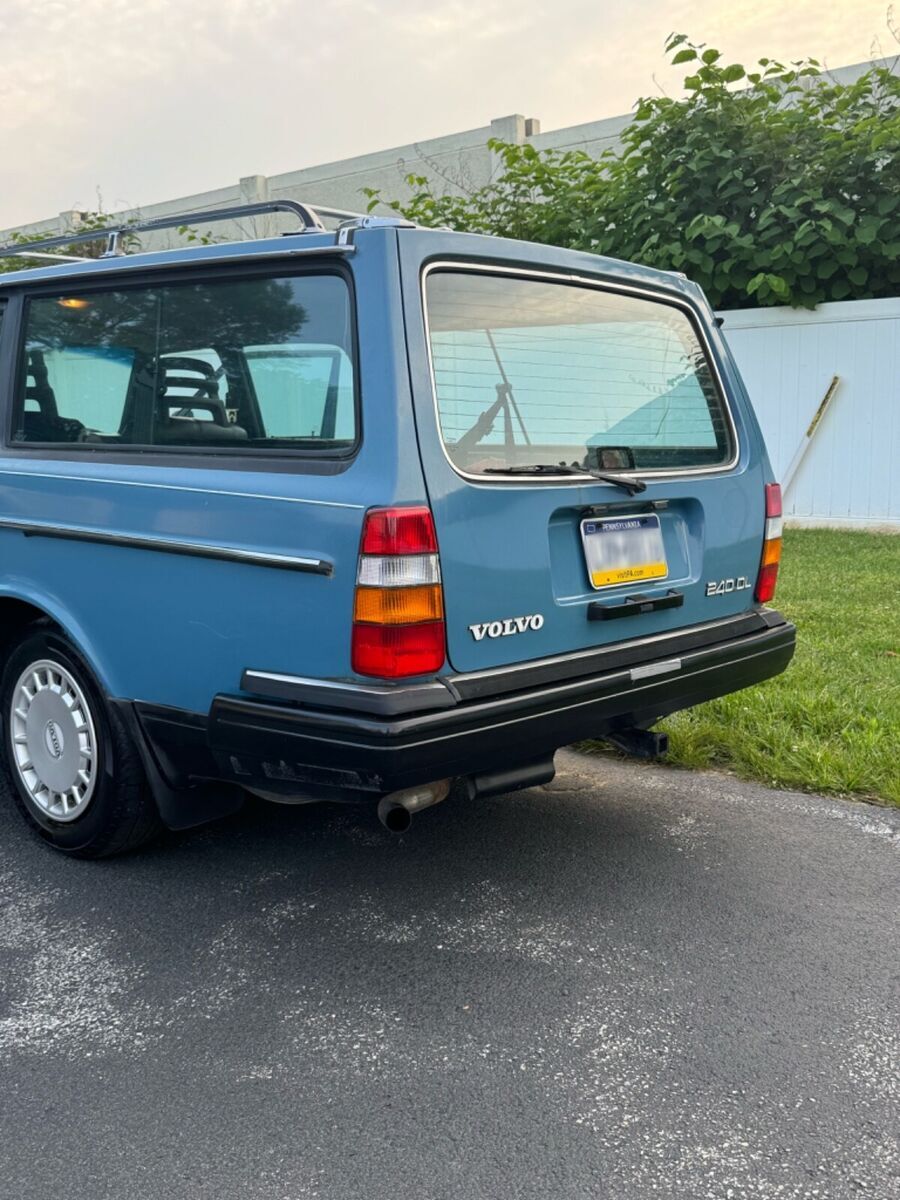 1987 Volvo 240 - photo 8