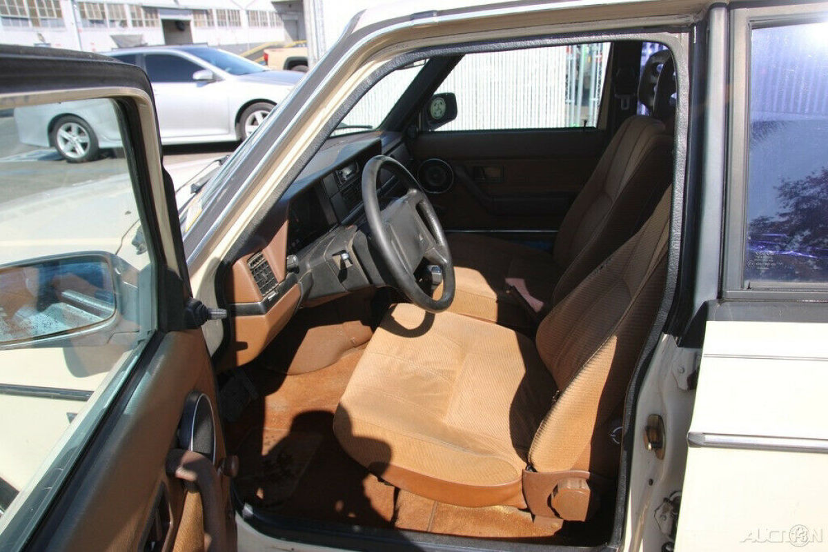 1987 Volvo 240 DL - photo 11