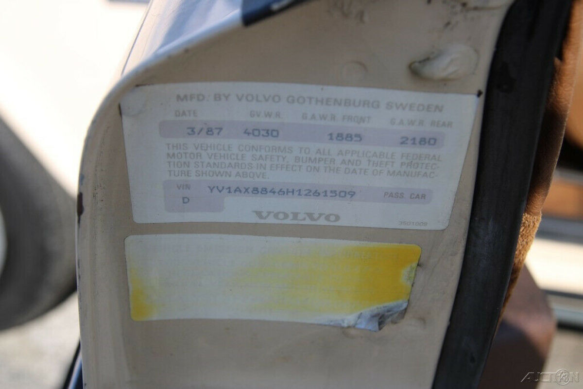 1987 Volvo 240 DL - photo 9