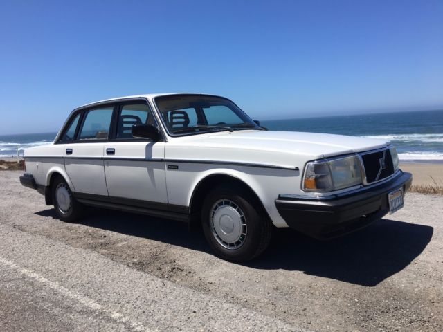 1987 Volvo 240 DL - photo 3