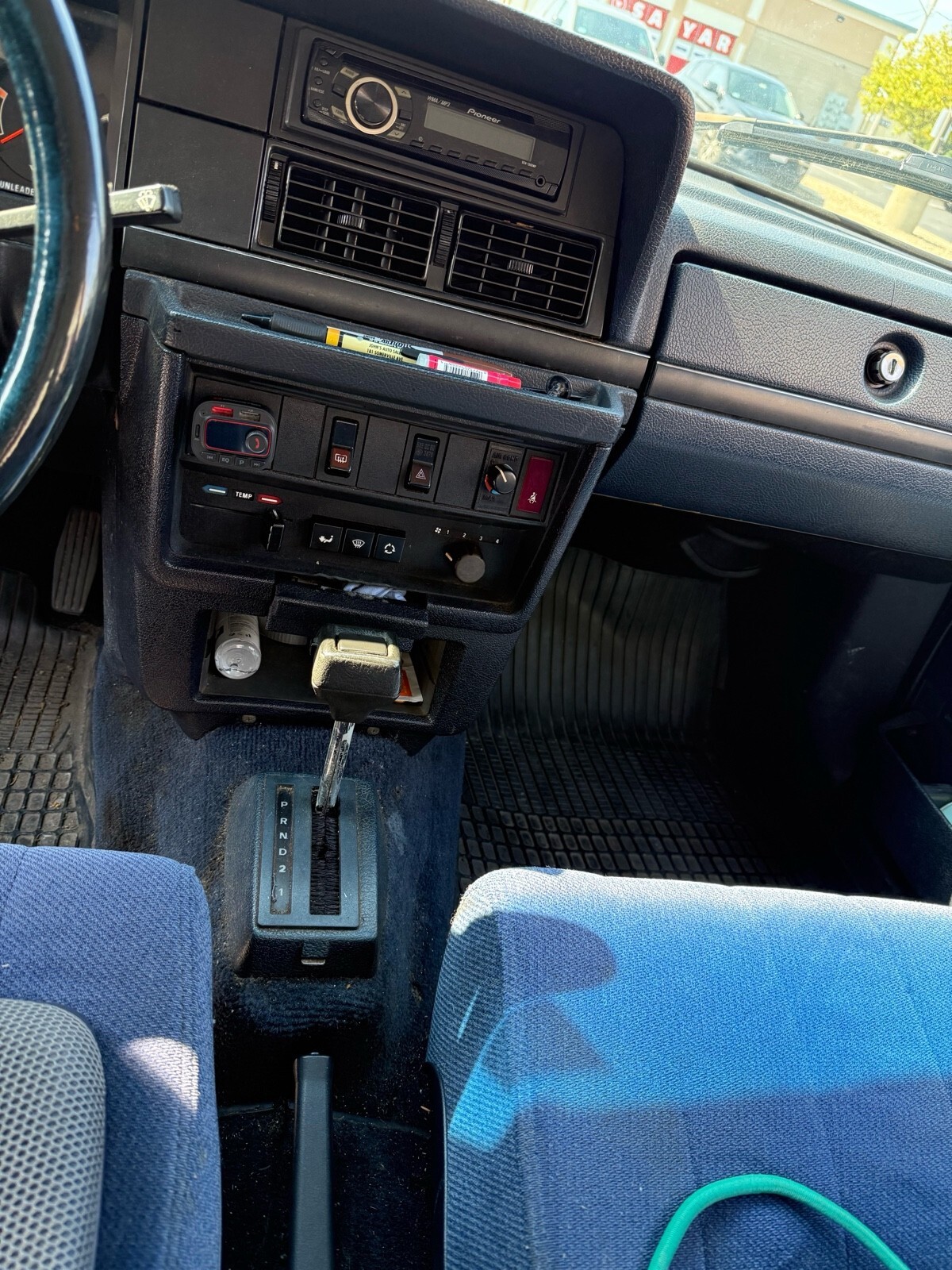 1987 Volvo 240 DL - photo 10